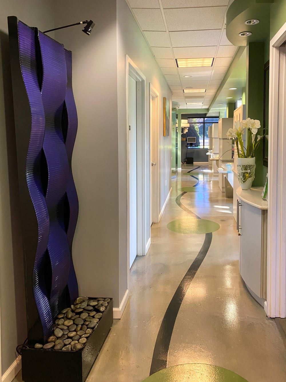 The entry hallway at Kasiya Dental