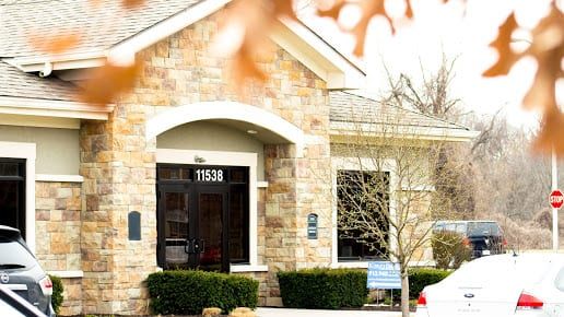 The Kasiya Dental office at 11538 W 119th St, Overland Park